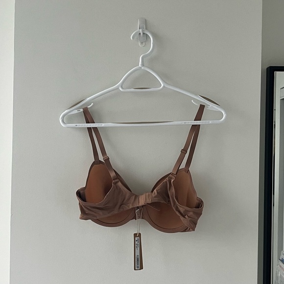 SKIMS Weightless Demi Bra - Sienna - Picture 8 of 9